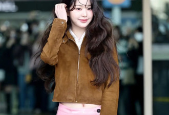 MIU家公主张元英街头大秀细长美腿，四个公式学会她的可露丽风！