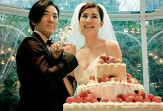 57岁郑伊健近况曝光，妻子长期在日本工作，结婚12年没生孩子