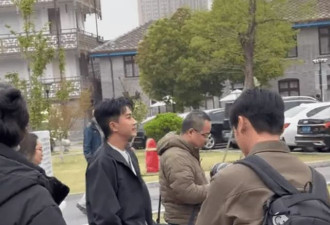 51岁刘恺威越老越帅，但这身高真不像有178