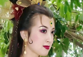 田震变老太太,金巧巧变僵硬,孙俪发腮,娱乐圈...