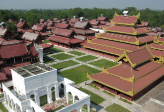 缅甸曼德勒为昔日皇家首都 千年寺庙佛塔崩塌惨状