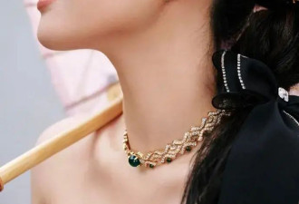 两代小龙女同时现身西湖美爆了！刘亦菲李若彤都性感惊艳