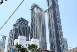 地震之前，中国建造；楼塌之后，外国设计