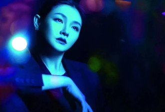 小S跟玥儿罕见合影曝光，强吻外甥被抵触
