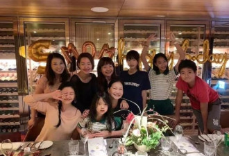 小S跟玥儿罕见合影曝光，强吻外甥被抵触