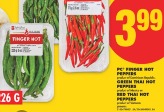本周特价: 哈密瓜$2.99 番茄$0.88 鸡腿$1.99 食盐$1 送4L牛奶