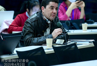 缅军向中国红十字会救援物资车队鸣枪? 中方回应