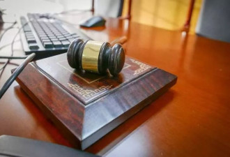15年前给老父亲买的墓，现在却住着别人