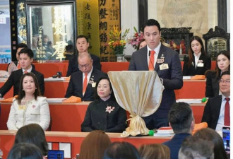 赌王家族罕见大合体，二三四房十余人出动