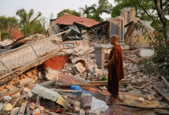 在地震和战火的夹缝中生存