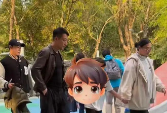 汪小菲带8岁儿子散步，他穿两件儿子穿短袖，湾湾网友却为他发声