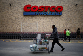 股市哀鸿遍野 为何沃尔玛Costco受挫相对较少