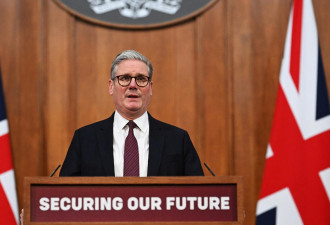 英首相：我们所熟悉的世界已不复存在