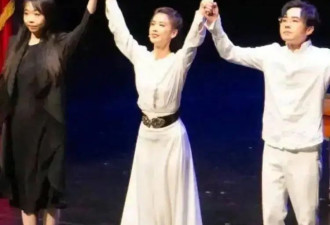 黄圣依在上海演出，腰细脸小瘦了一圈，56岁翁虹送花探班合影好美