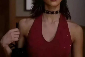 好莱坞美黑天花板，43岁杰西卡近照曝光