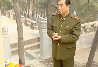 86岁李双江：清明前夕回哈尔滨老家给父母扫墓...