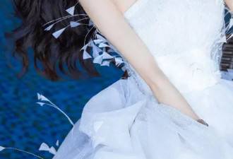 赵丽颖这抹“锁骨杀”太绝了，拿捏住了“仙女本仙”的氛围感！