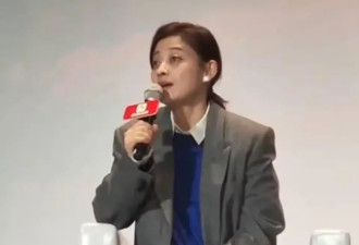 49岁梅婷未修照流出，穿西服端庄优雅，虽有皱纹仍遮不住气质魅力