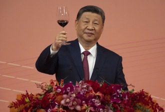 不甩川普等他电话 习近平下周出访越南柬埔寨