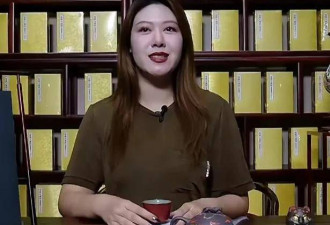 姜武27岁女儿成艺术家 作品30.4万成交