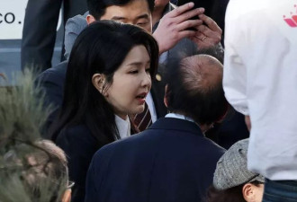 尹锡悦搬离总统府，金建希“硅胶脸”肿似馒头