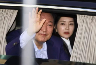 尹锡悦搬离总统府，金建希“硅胶脸”肿似馒头