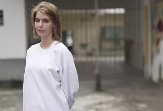 巴西女模诱骗粉丝当奴隶 自称是小李子的前女友