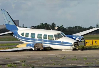 纽约飞机坠入农田!残骸陷泥泞田地难救援,已1死5人生死未卜