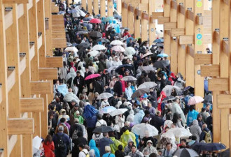 日本世博会首日涌入14万人直接傻眼！建筑坍塌...