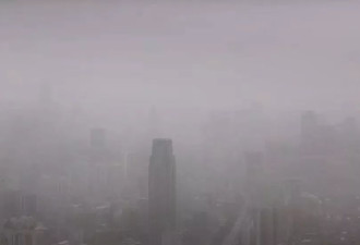 北方沙尘吹到深圳 已达重度污染 官方警示“别出门”