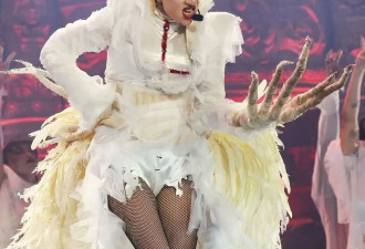 Lady Gaga、LISA、JENNIE 众星齐聚，科切拉音乐节太震撼了！