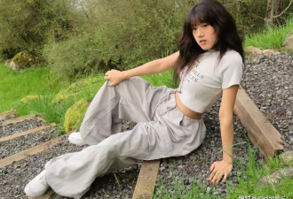 贾静雯19岁大女儿晒近照，卸掉浓妆变甜辣美少女，唇环超抢镜