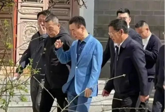 80亿股权被冻结后 王健林已瘦到皮包骨头