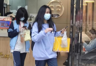总喜欢起床喝杯水的人 身体会有4个改变