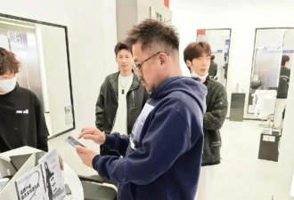 三婚的王学兵近照曝光 变化太大网热议