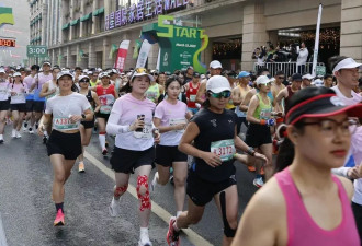 创纪录，1天43场开跑！为何地方政府都爱马拉松？