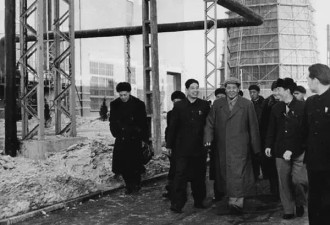“大跃进”老照片：起于政治浪漫，终于人间饥寒