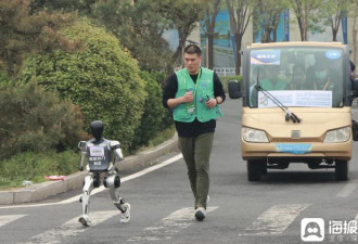 人形机器人在北京跑完21.0975公里意味着什么