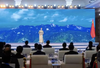 柬埔寨13岁公主迎习近平 唱中文歌献花环 人美歌甜