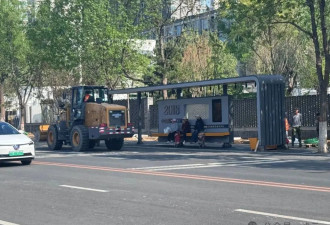 三河招牌改色风波过后：商户费用报销了没？
