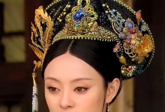 孙俪被批瞪眼式演技输给胡杏儿！新剧被骂狗血抹黑保险业
