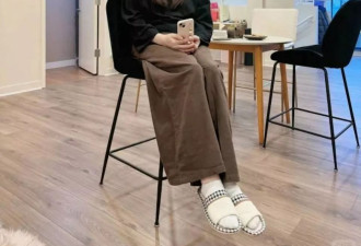 无儿无女,身家上亿,58岁王祖贤坐镇店面生意兴隆