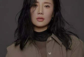 她颜值不输章子怡，46岁单身却活成人生赢家