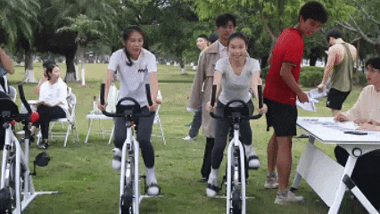 “在校减肥”难？博导教授出手 大学生：再不瘦不礼貌