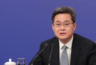 中国财政部长在美国谈关税问题