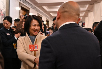 董明珠：绝不用海归派，有间谍 说法遭舆论质疑