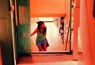 什么“豪门弃妇”，她是去父留子的人生赢家？