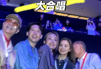 谢霆锋对着王菲唱定情曲，女方激动捧场