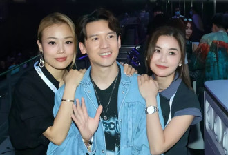 谢霆锋对着王菲唱定情曲，女方激动捧场