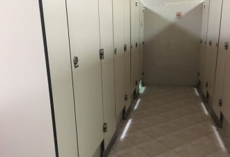 憋尿中国男过马路被车撞 导致膀胱破裂